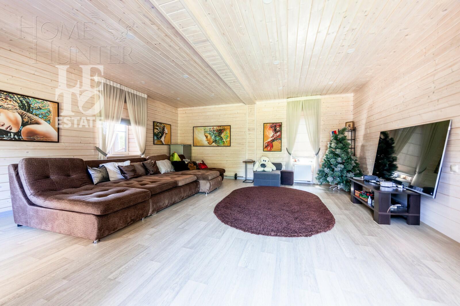 2-этажный коттедж 300 м² с отделкой