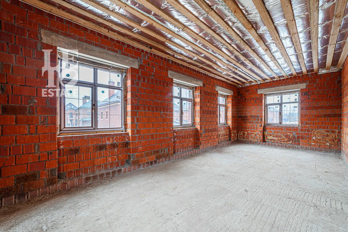 2-этажный коттедж 320 м² без отделки