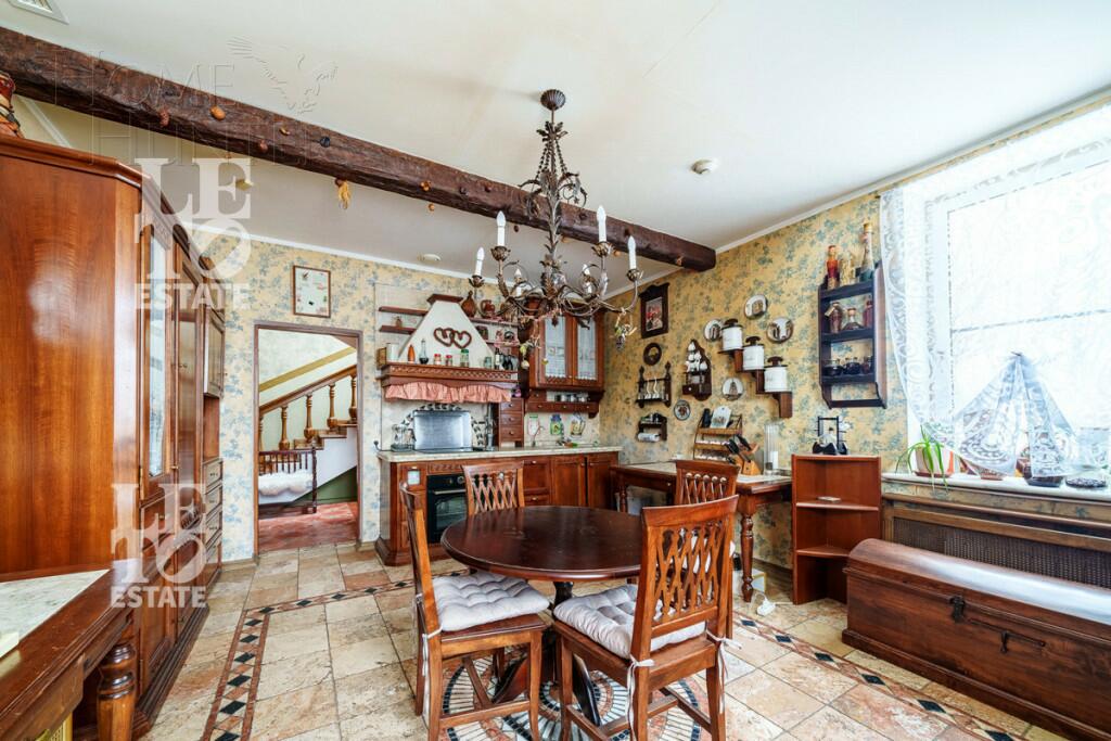 3-этажный коттедж 840 м² с отделкой