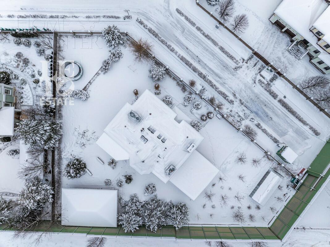 2-этажный коттедж 680 м² с отделкой