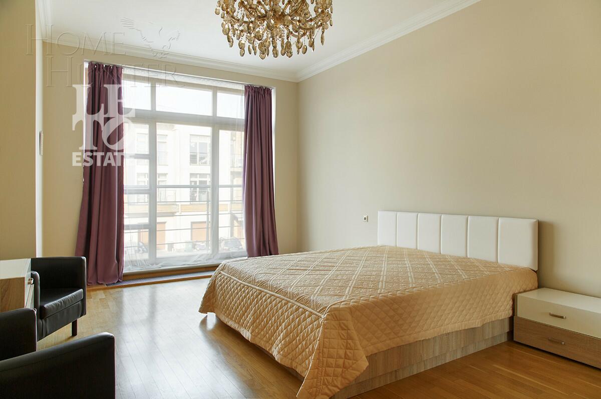 3-этажный таунхаус 264.6 м² с отделкой