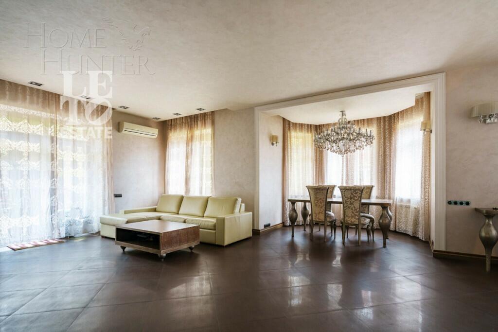 2-этажный коттедж 440.2 м² с отделкой