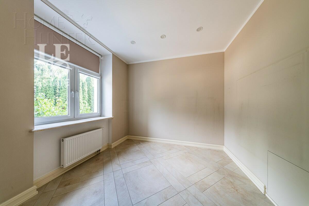 2-этажный коттедж 1 087 м² с отделкой