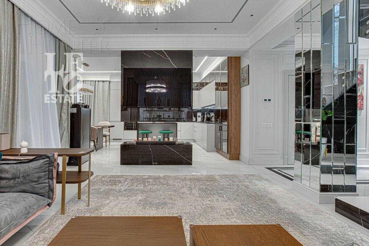 2-этажный коттедж 275 м² с отделкой