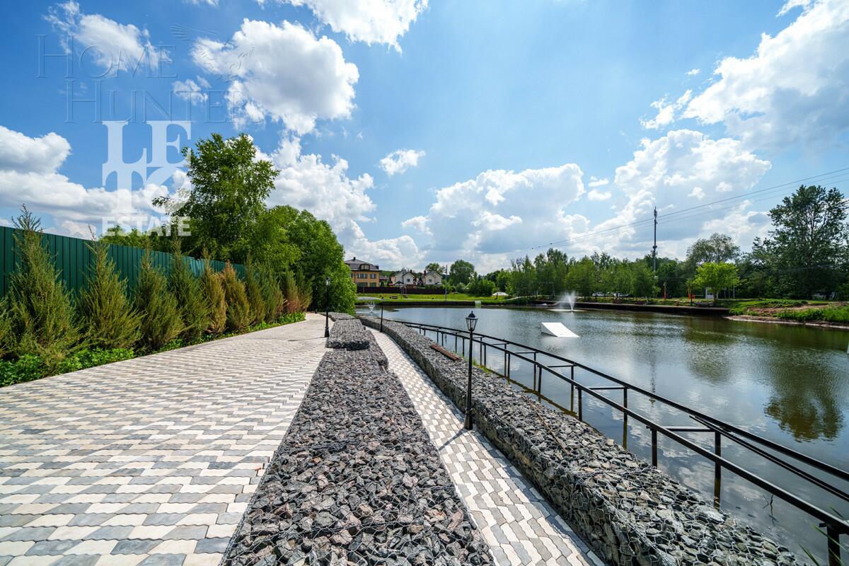 2-этажный коттедж 286.9 м² без отделки