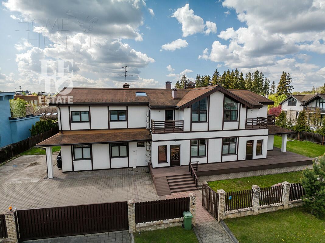 2-этажный коттедж 417 м² с отделкой