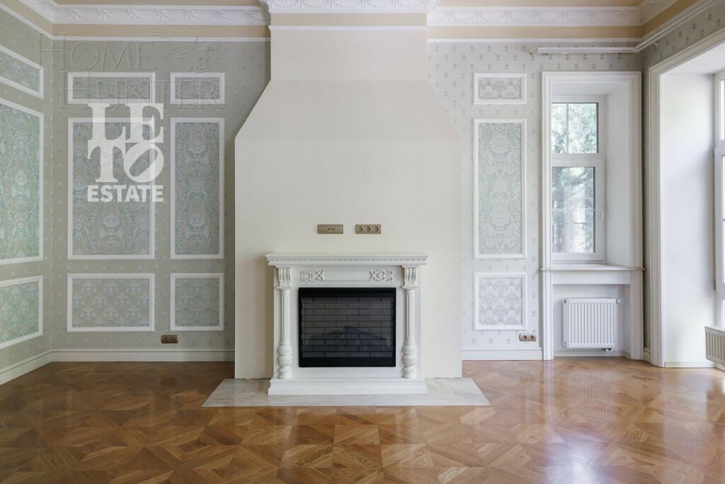 2-этажный коттедж 1 556 м² с отделкой