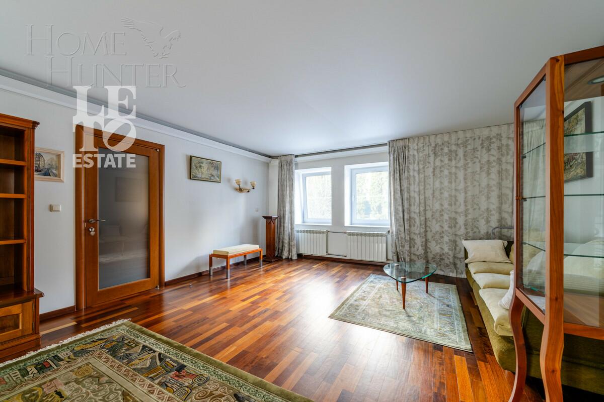 2-этажный коттедж 679 м² с отделкой