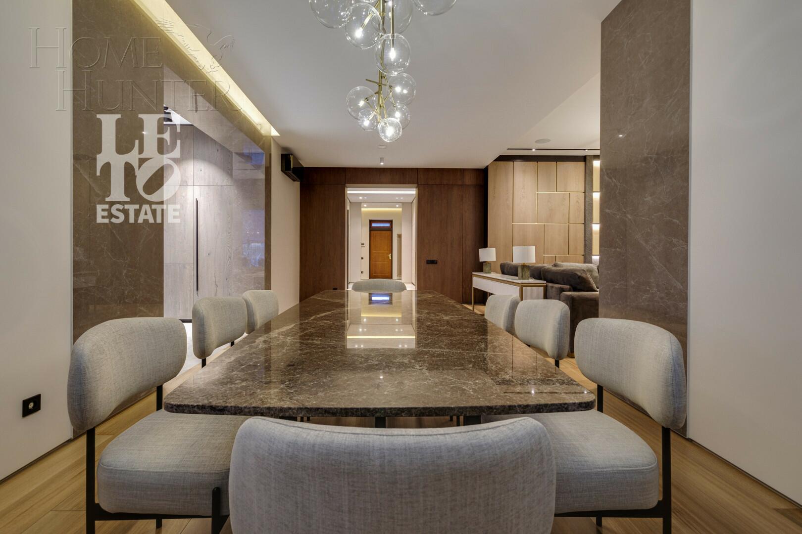 2-этажный коттедж 688 м² с отделкой