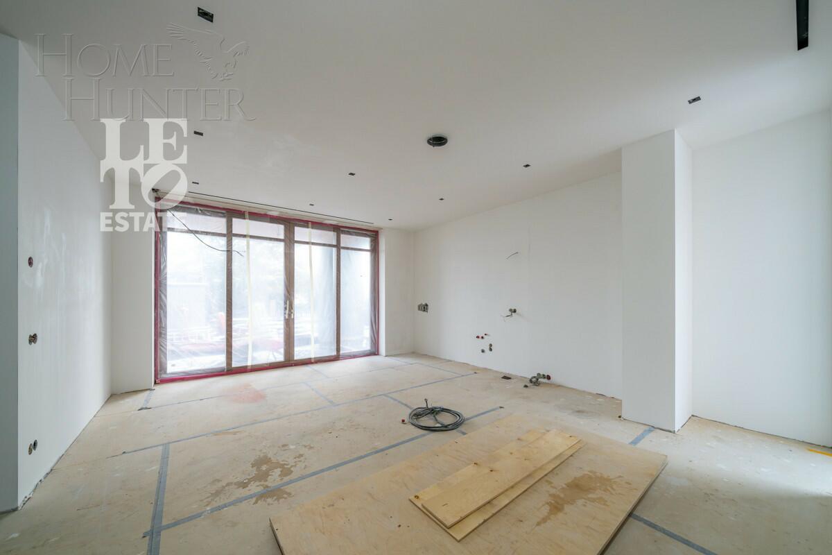 2-этажный коттедж 1 150 м² без отделки