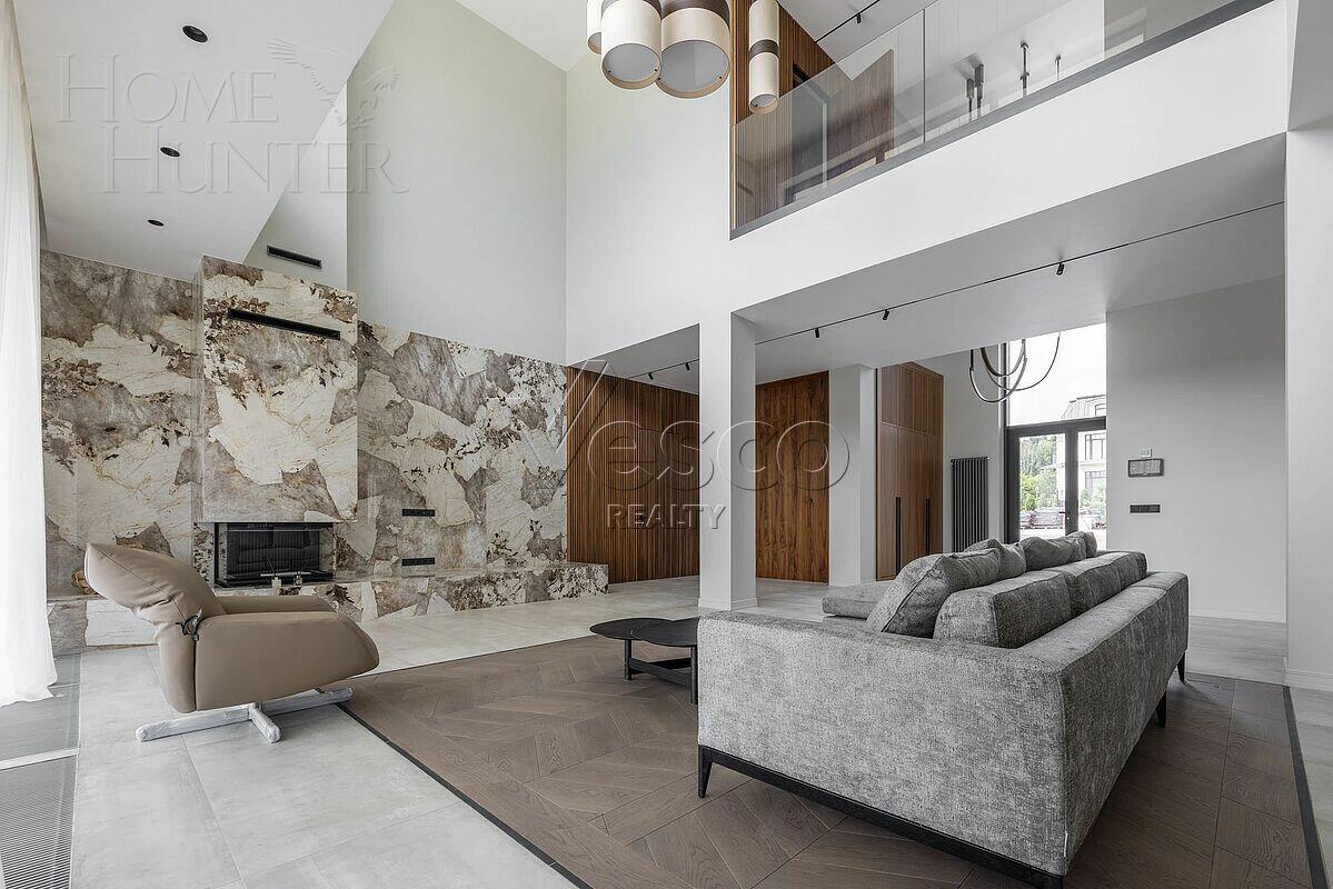 2-этажный коттедж 1 300 м² с отделкой