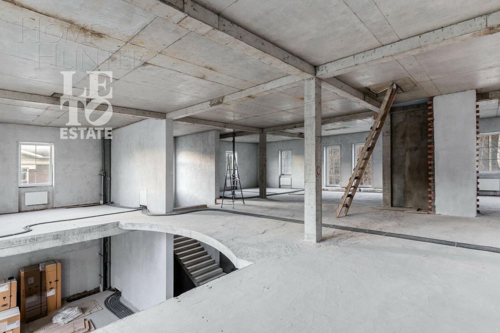 2-этажный коттедж 1 320 м² без отделки