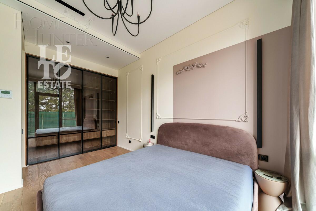 3-этажный таунхаус 238 м² с отделкой