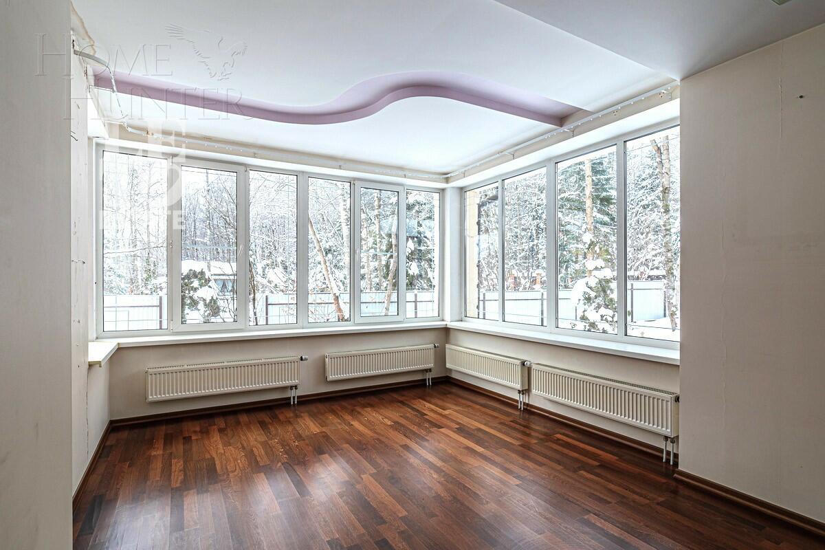 3-этажный коттедж 742 м² с отделкой