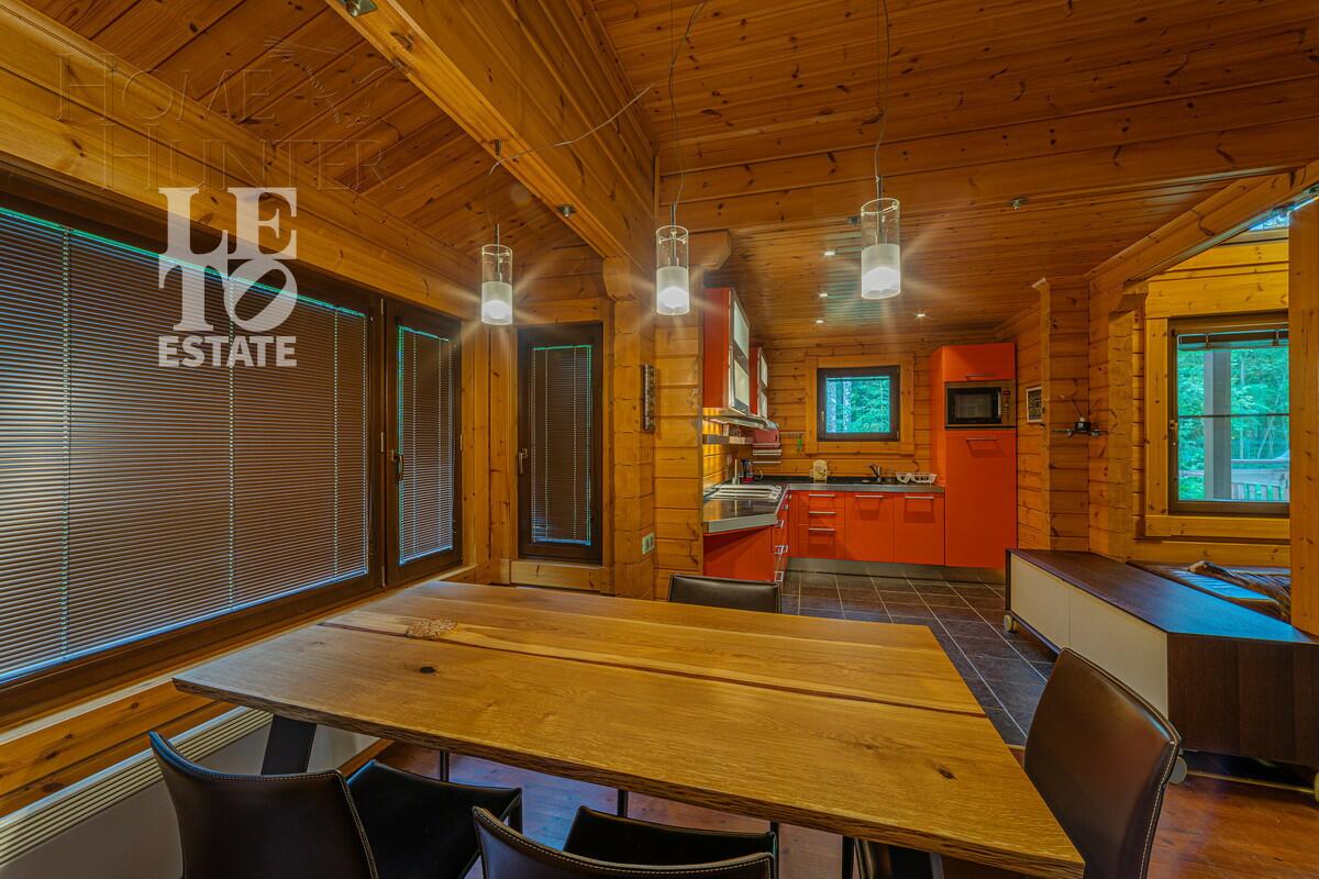 2-этажный коттедж 360 м² с отделкой