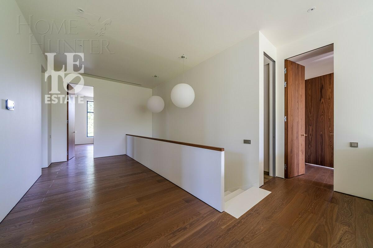 2-этажный коттедж 747 м² с отделкой