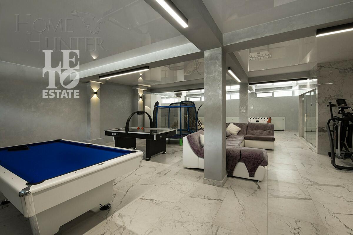 2-этажный коттедж 650 м² с отделкой