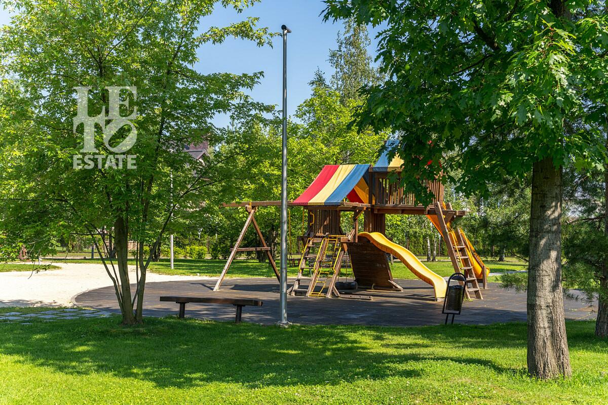 2-этажный коттедж 302 м² с отделкой