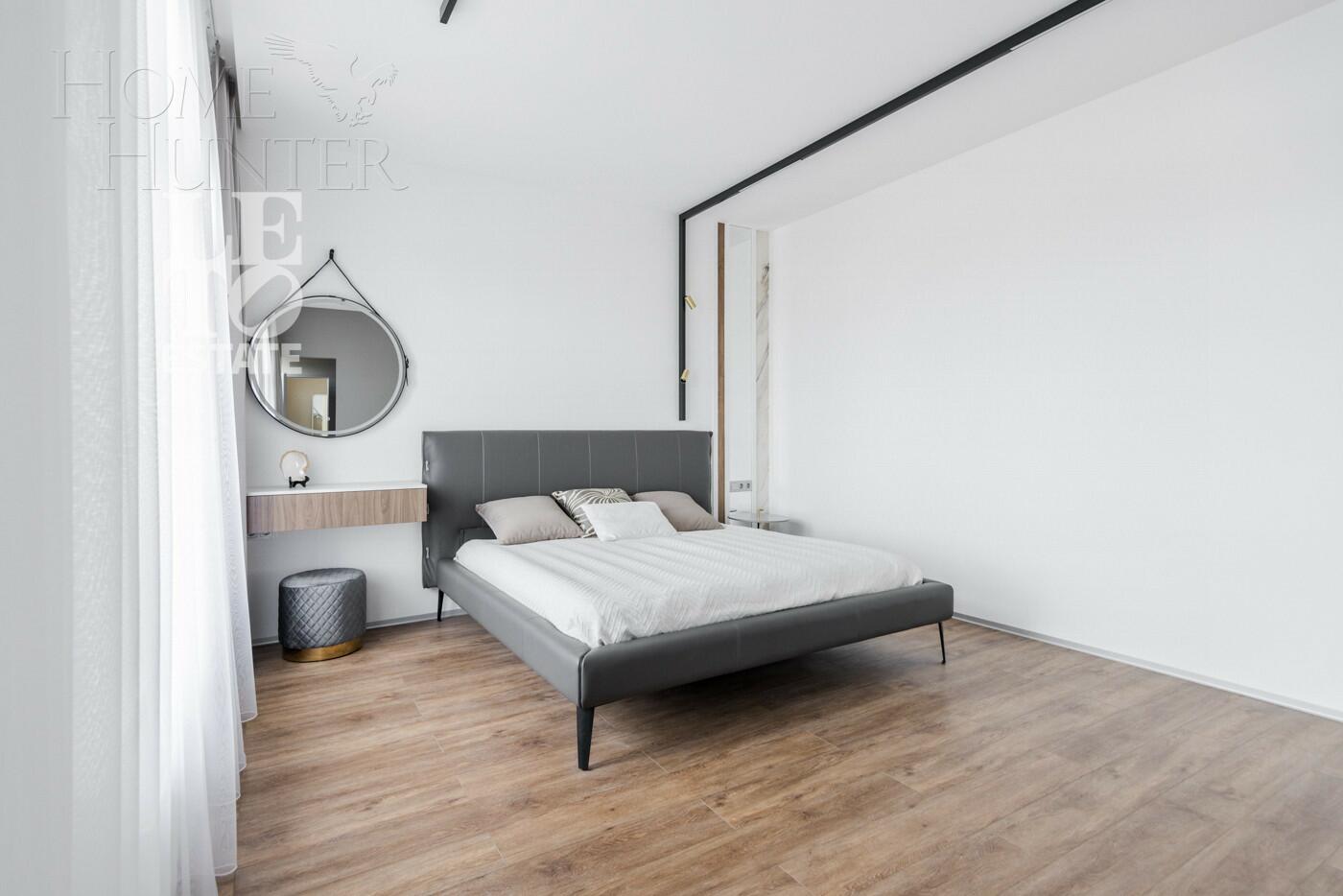 2-этажный коттедж 238.4 м² с отделкой