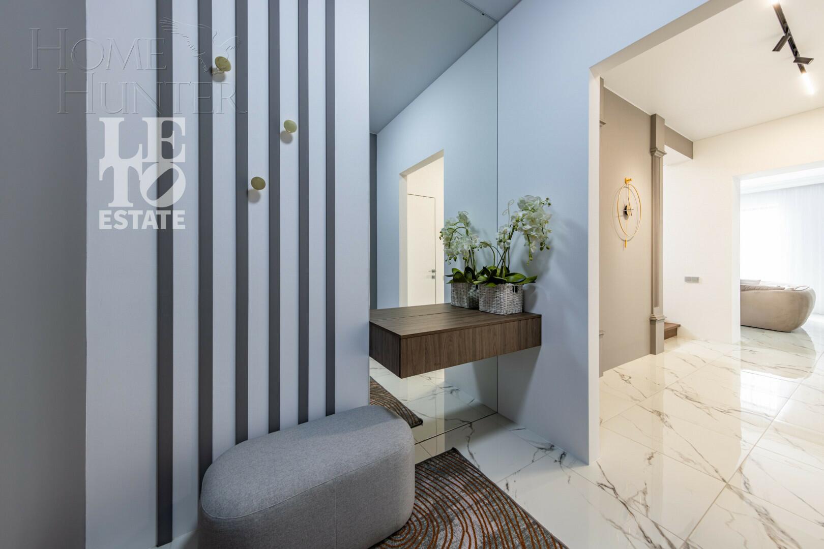 2-этажный коттедж 238.4 м² с отделкой