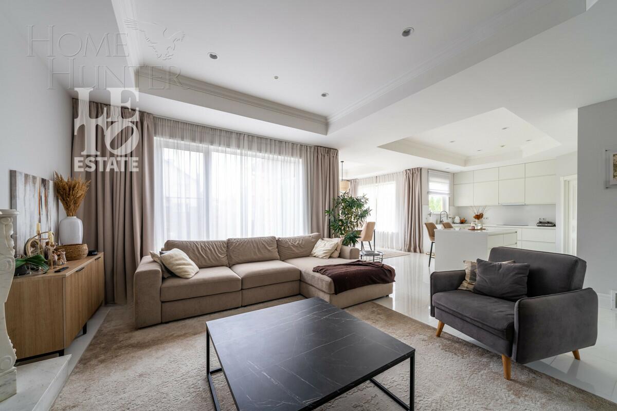 2-этажный коттедж 370 м² с отделкой