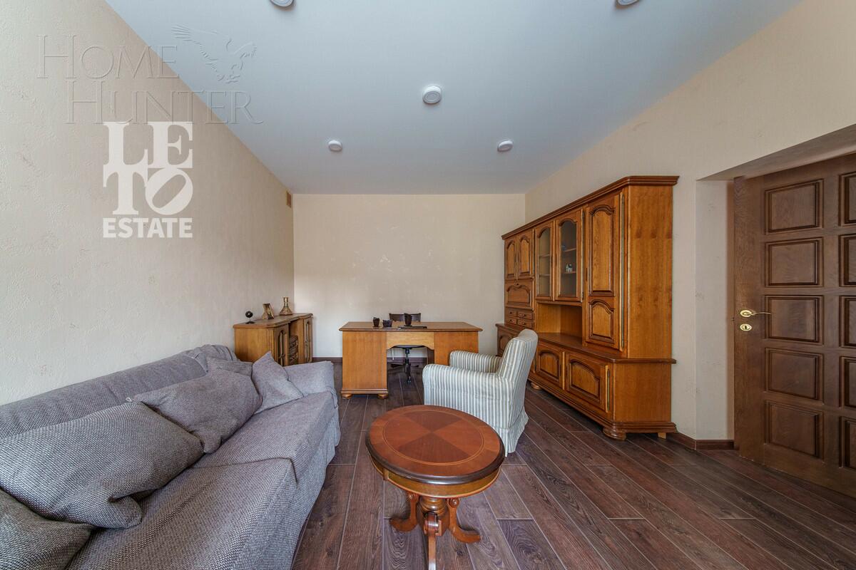 3-этажный коттедж 475 м² с отделкой