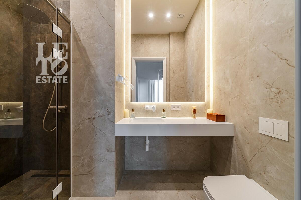 2-этажный коттедж 260 м² с отделкой