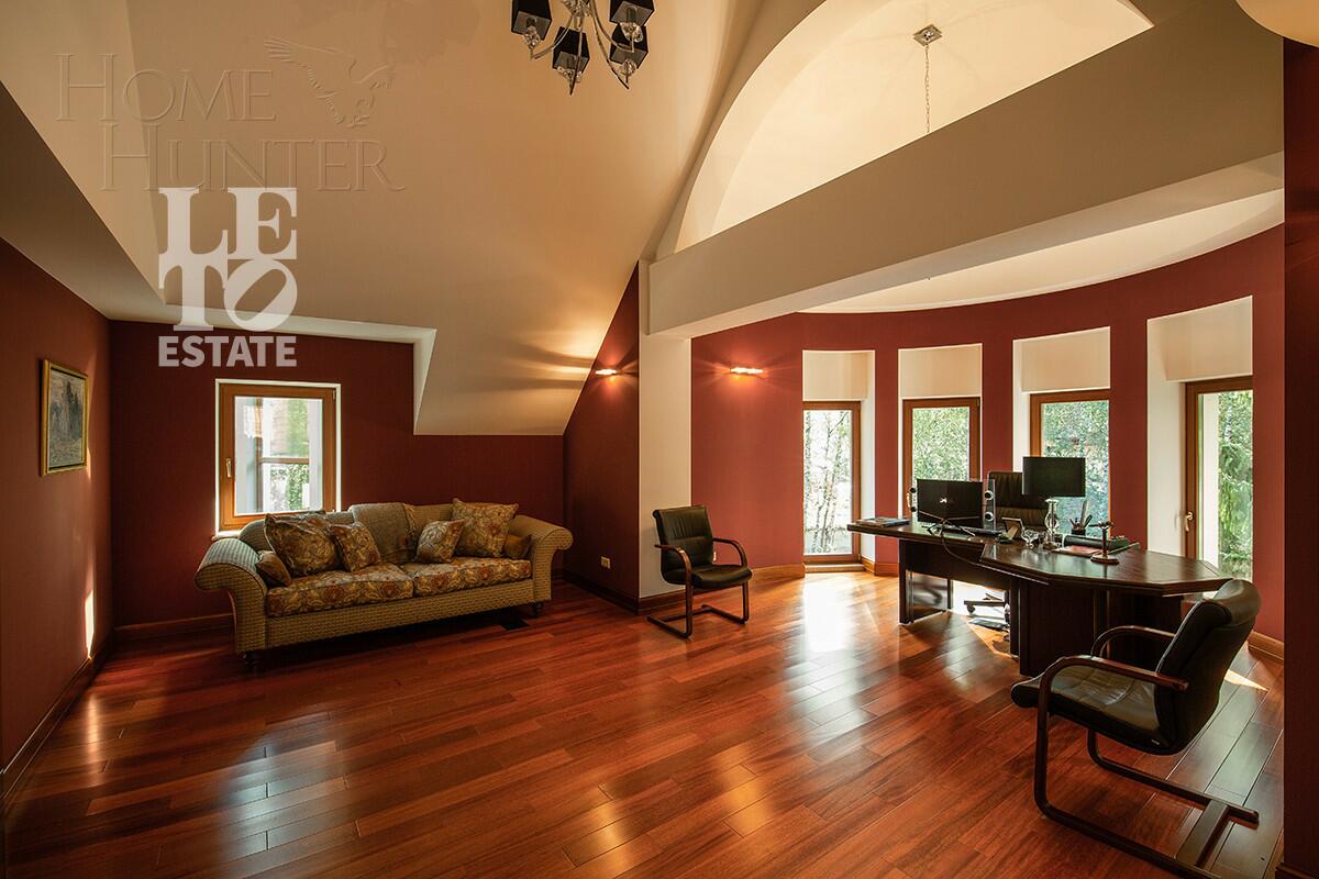 2-этажный коттедж 1 100 м² с отделкой