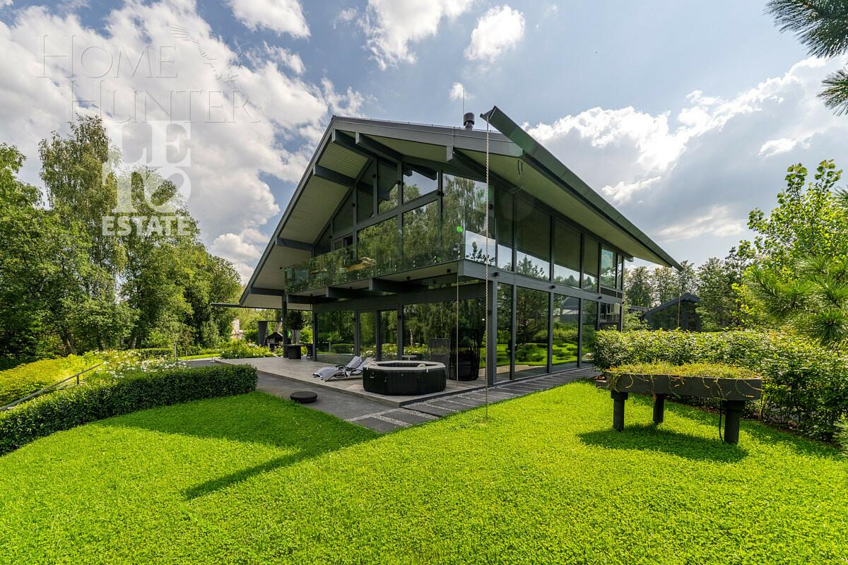 2-этажный коттедж 354 м² с отделкой