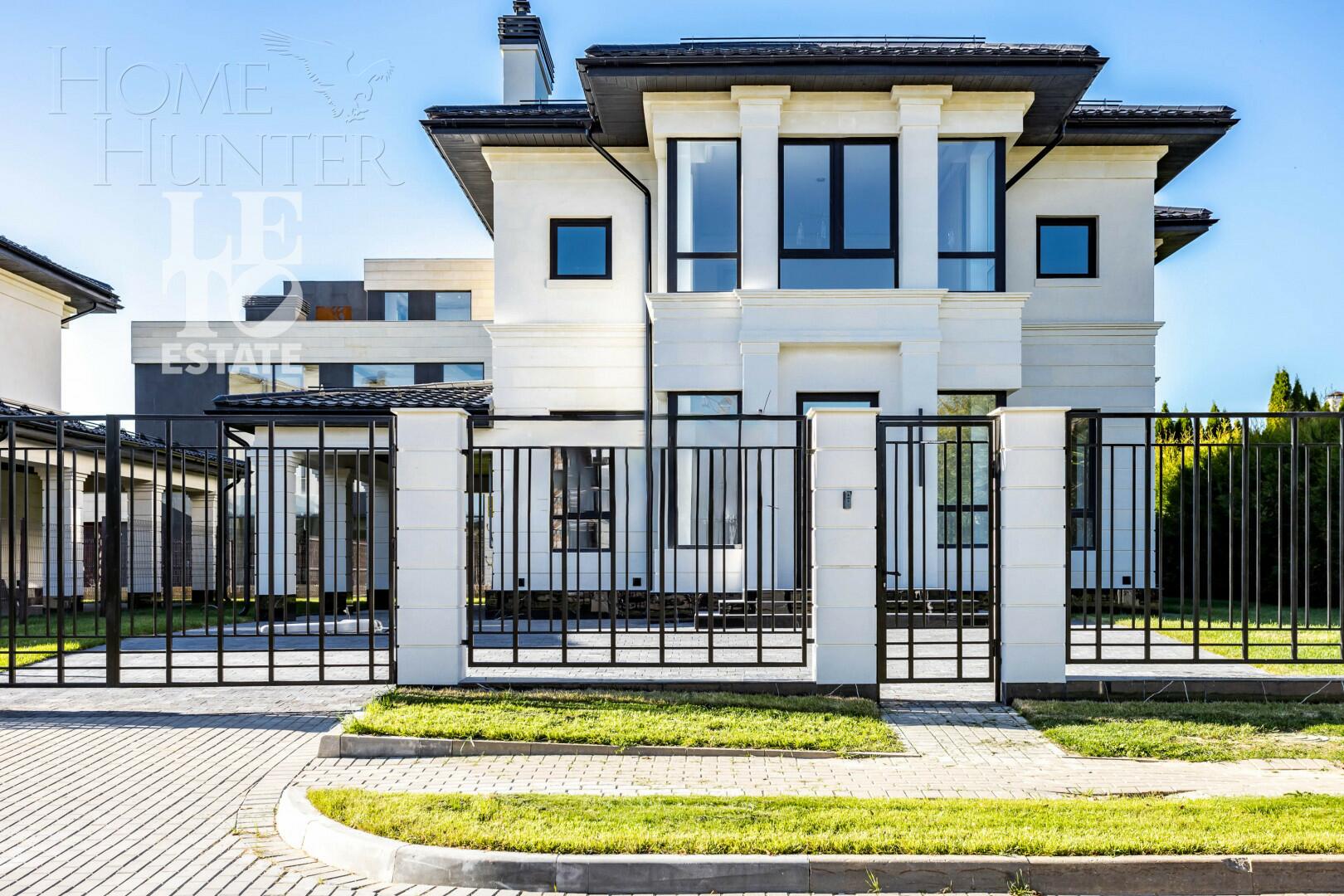 2-этажный коттедж 240.6 м² с отделкой