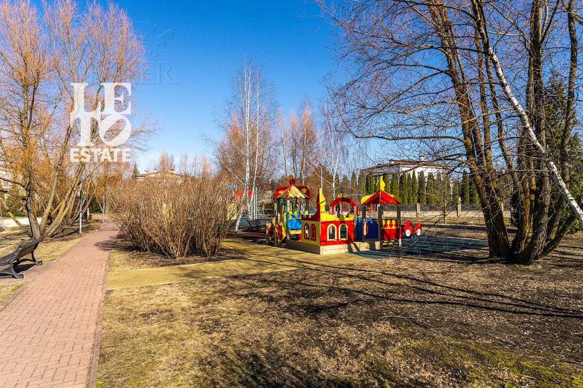 2-этажный коттедж 680 м² без отделки