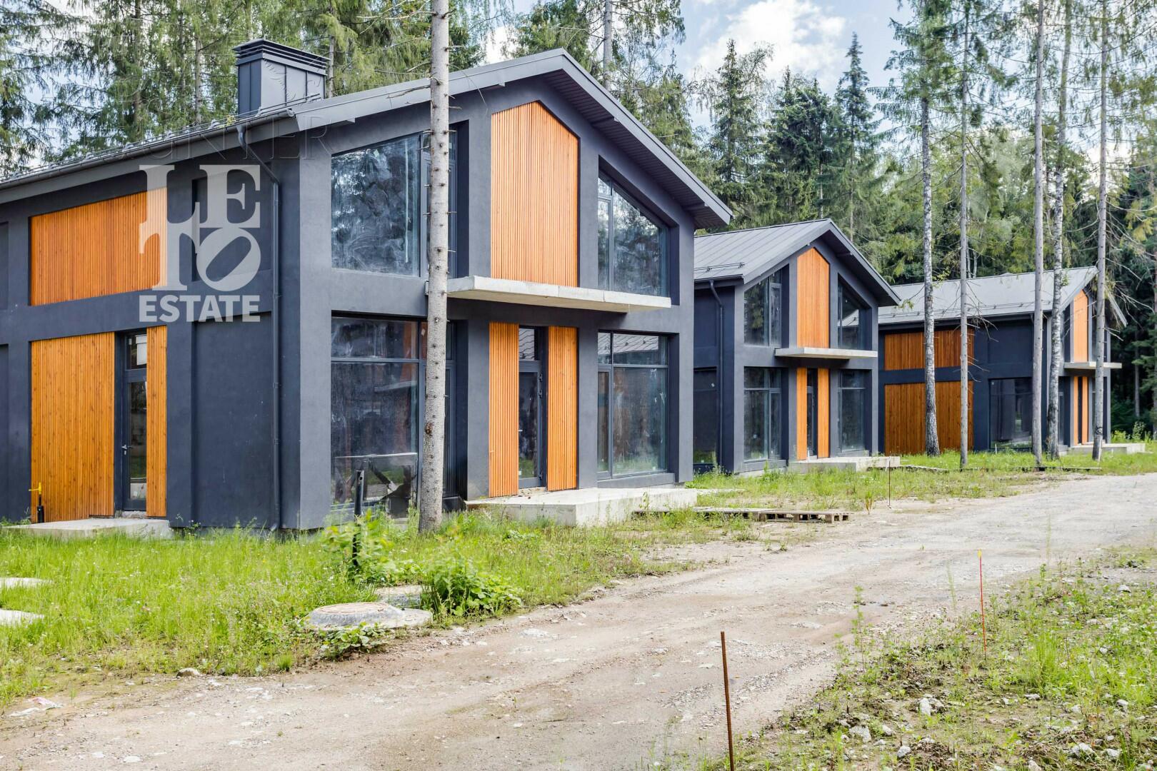 2-этажный коттедж 272 м² без отделки