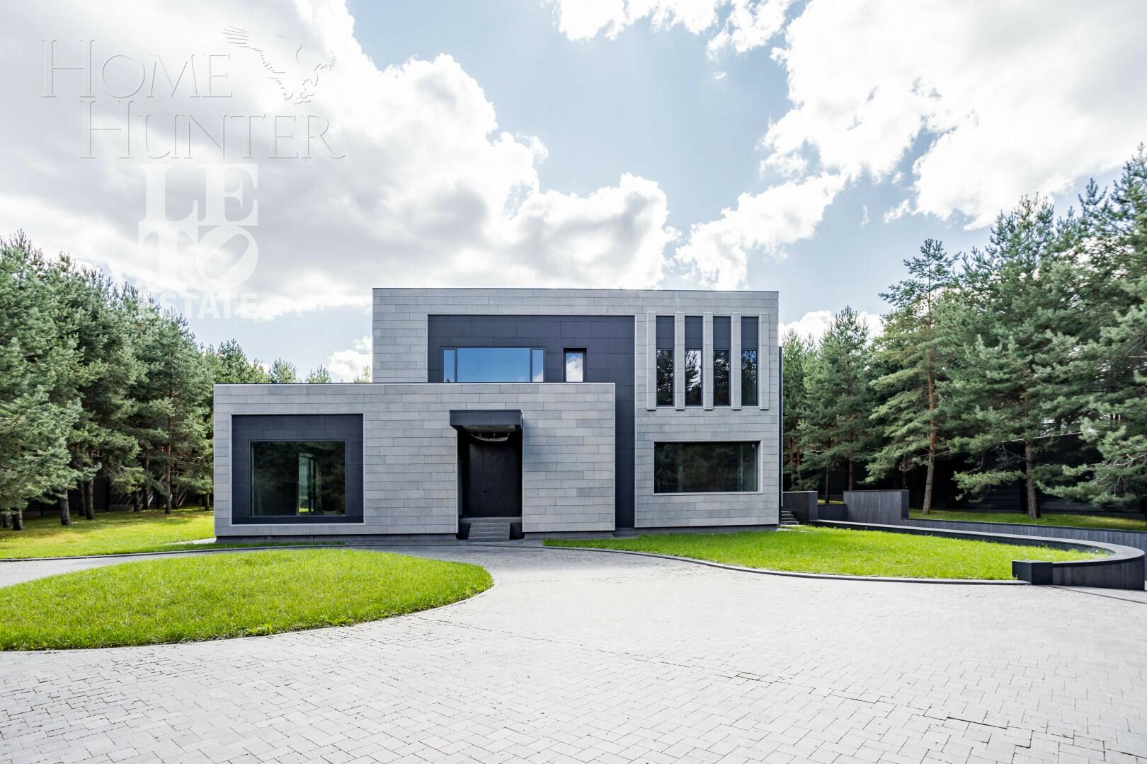 2-этажный коттедж 2 240 м² без отделки