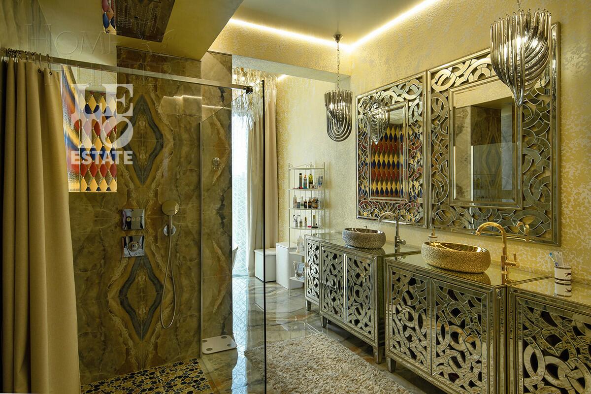 2-этажный коттедж 650 м² с отделкой