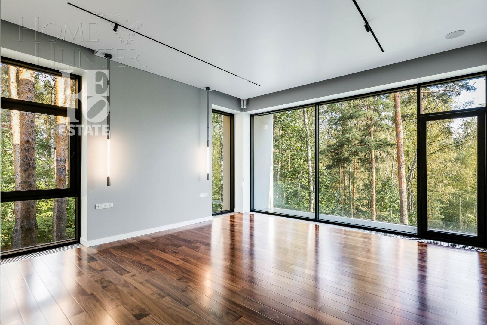 2-этажный коттедж 650 м² с отделкой