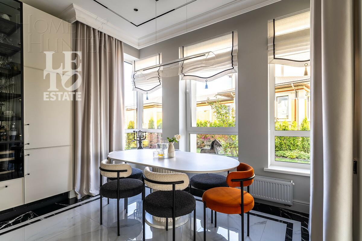 2-этажный коттедж 278 м² с отделкой