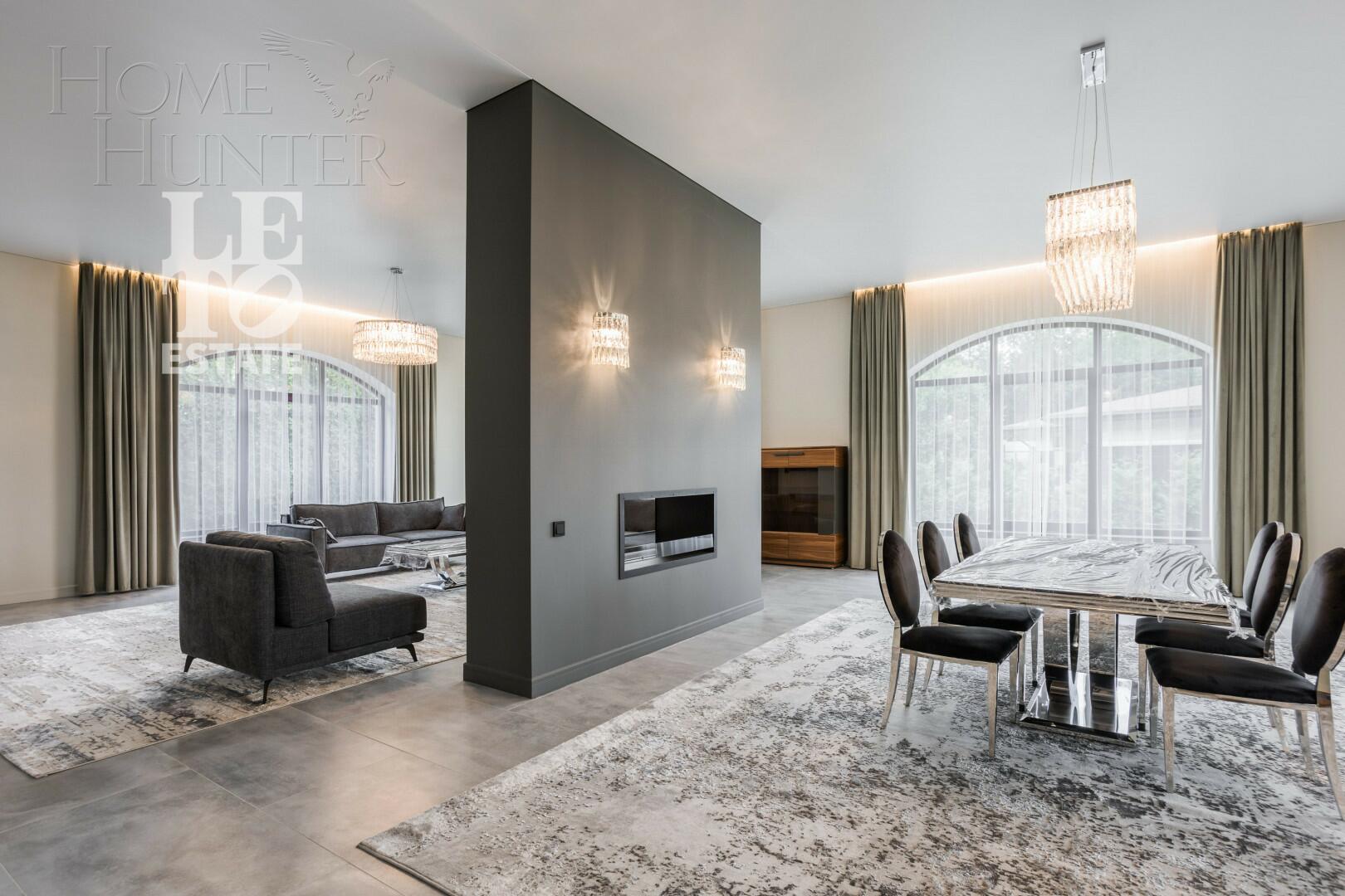 2-этажный коттедж 1 300 м² без отделки