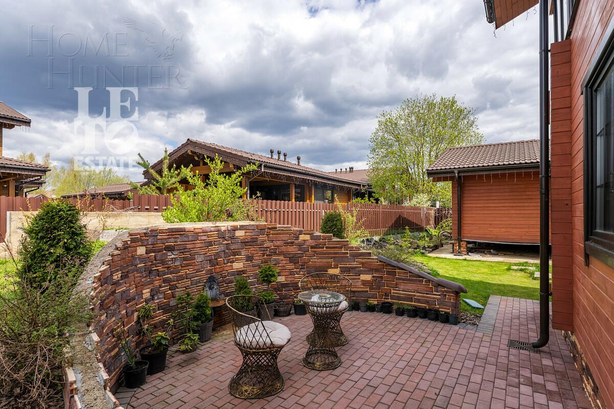 2-этажный коттедж 340 м² с отделкой