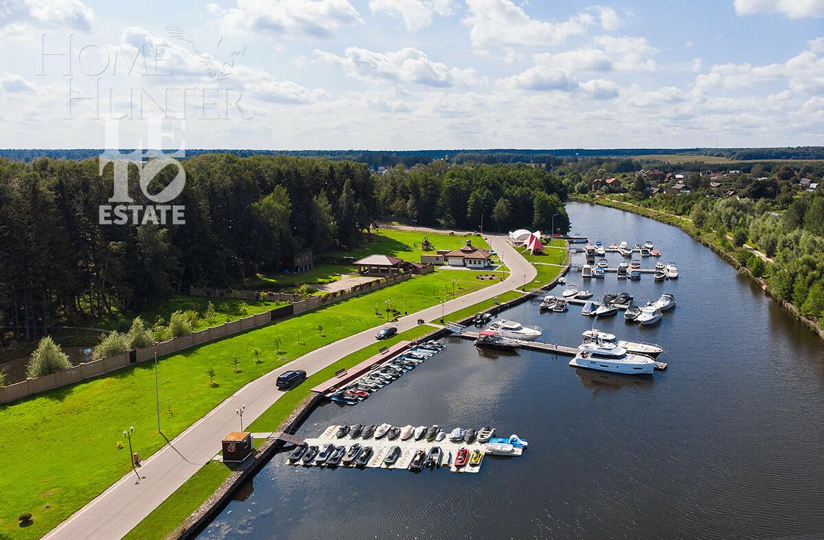 2-этажный коттедж 284.9 м² с отделкой