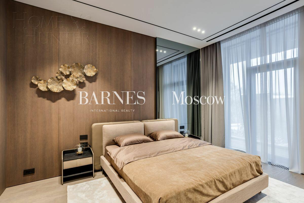 2-этажный коттедж 760 м² с отделкой