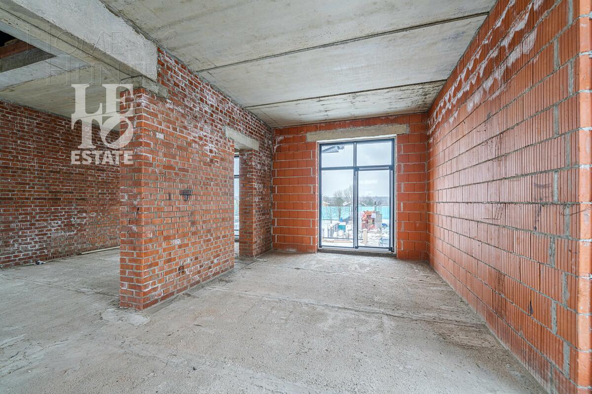 2-этажный коттедж 307 м² без отделки