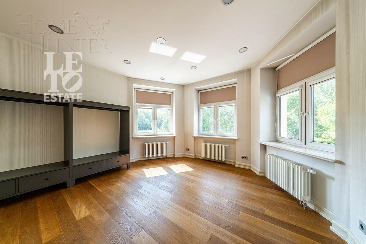 2-этажный коттедж 1 087 м² с отделкой