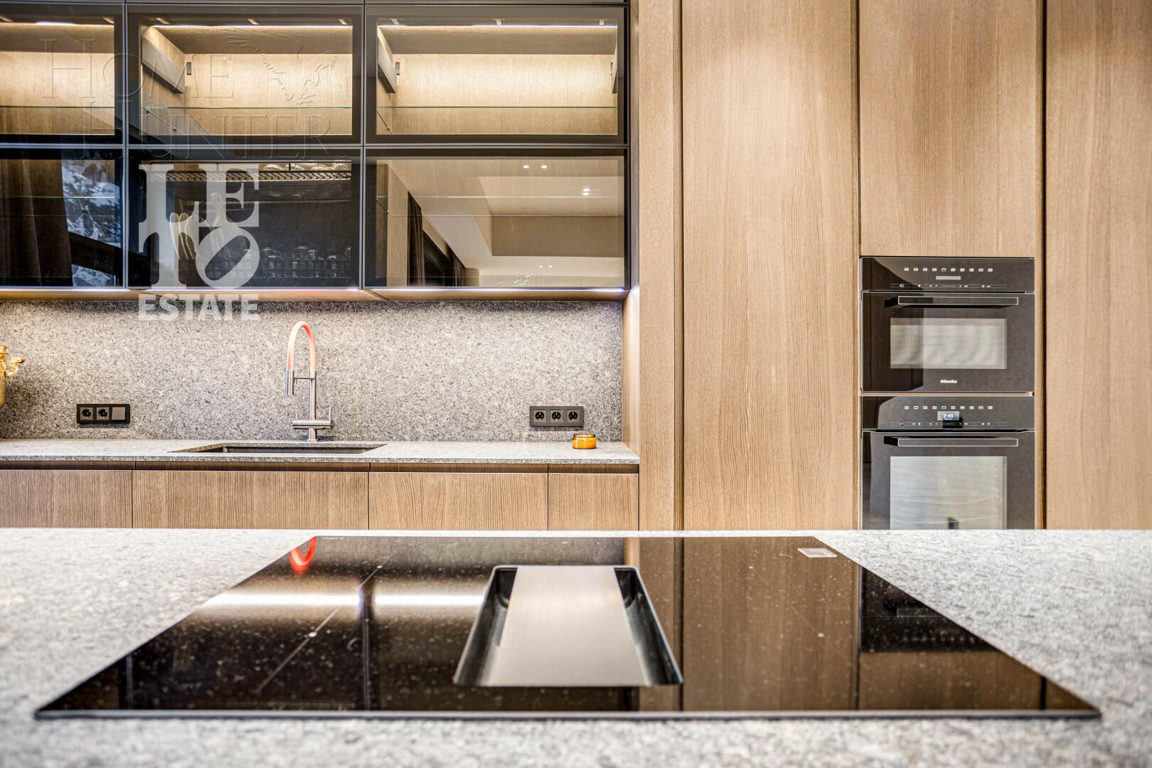 2-этажный коттедж 663 м² без отделки