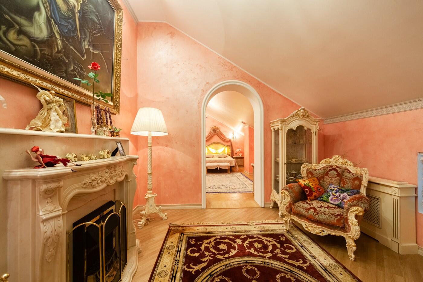 2-этажный коттедж 939 м² с отделкой