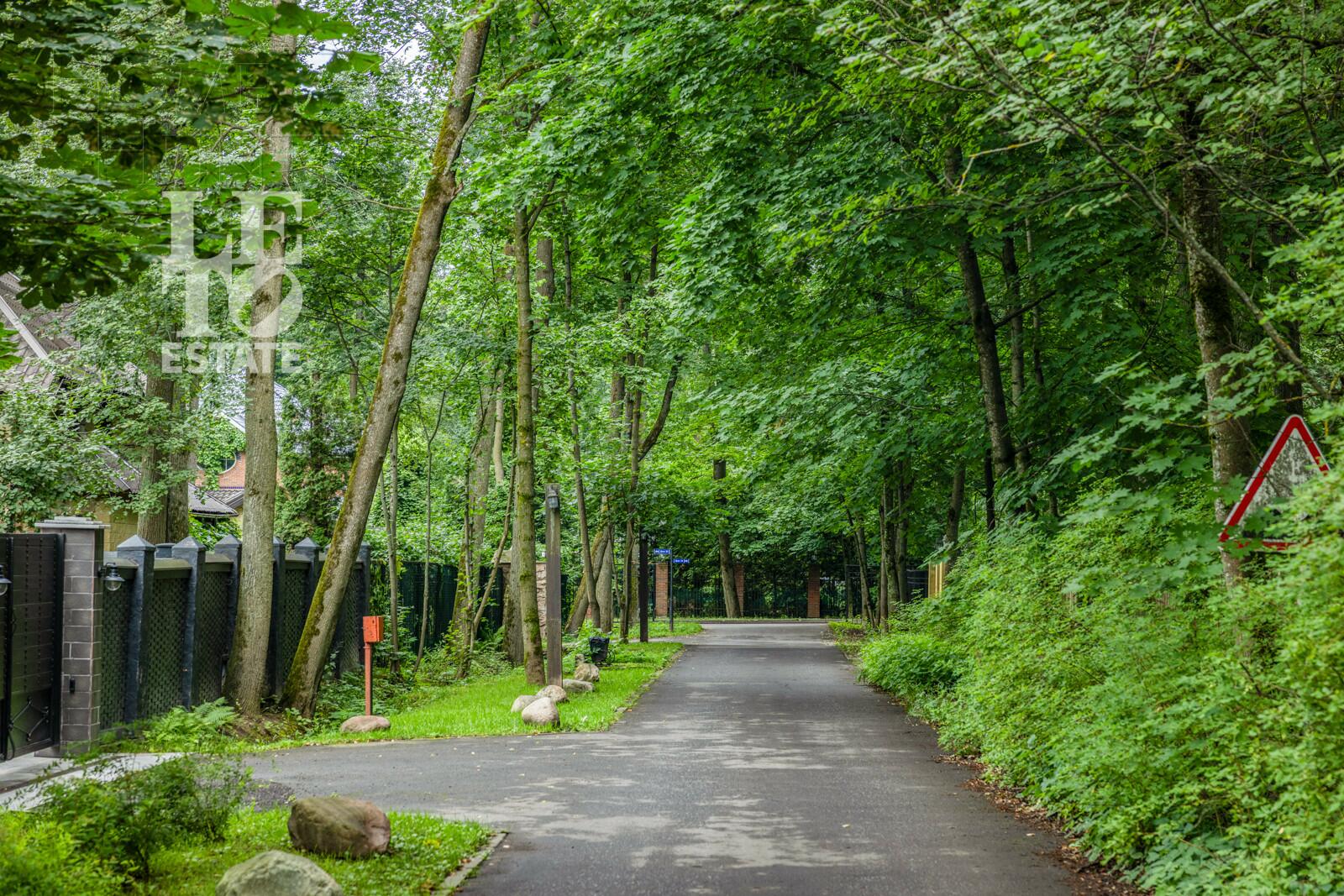 2-этажный коттедж 600 м² с отделкой