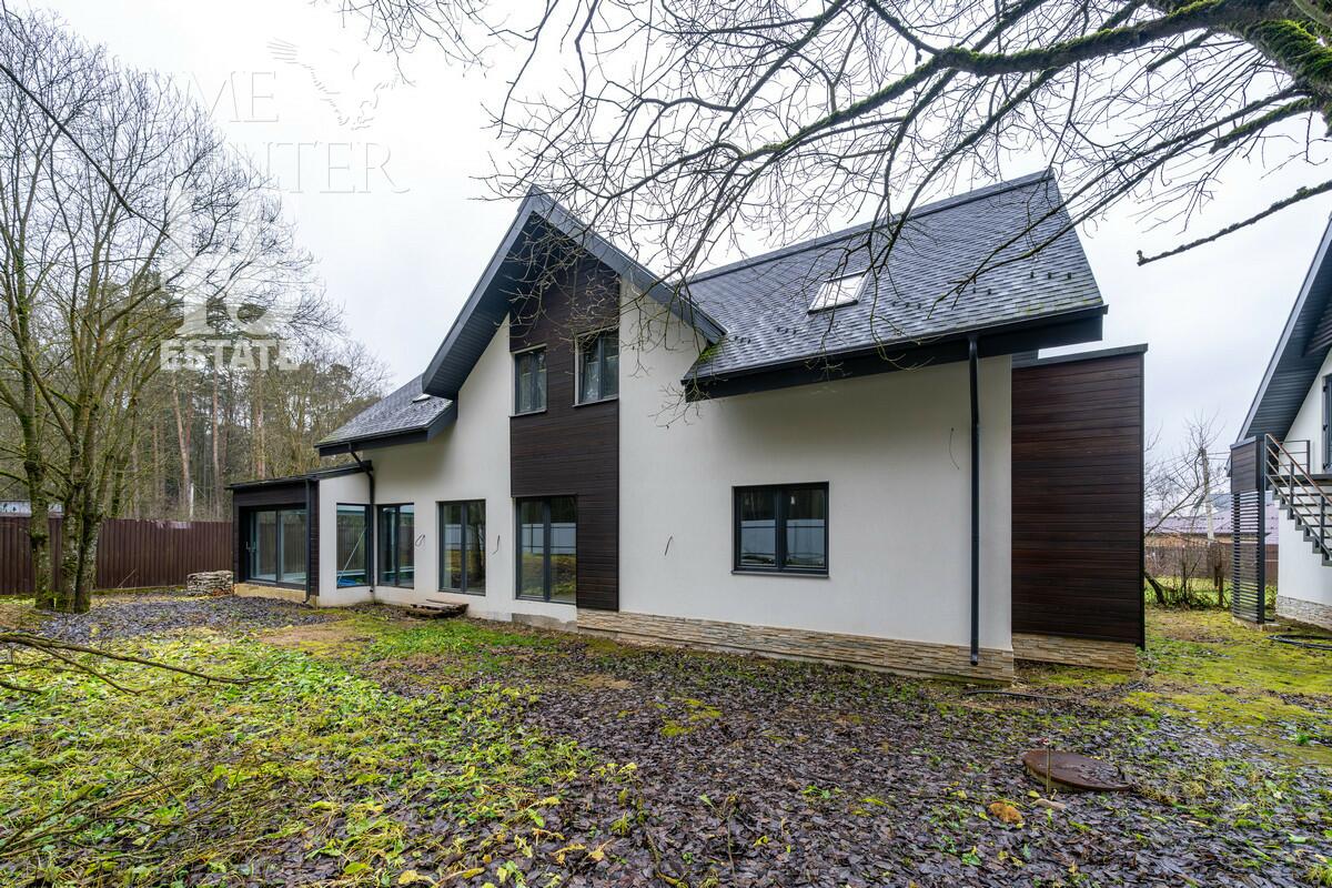 2-этажный коттедж 300 м² без отделки