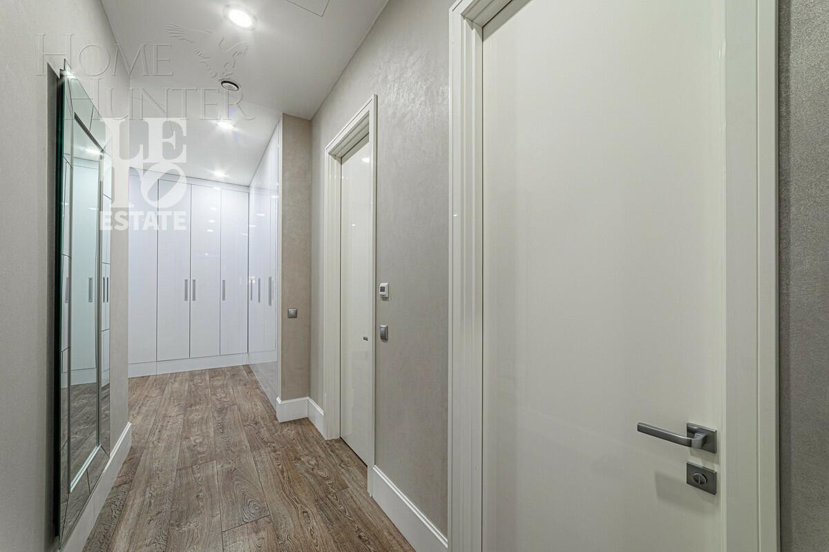 3-КОМН. КВАРТИРА С ОТДЕЛКОЙ 220 М² НА 2 ЭТАЖЕ