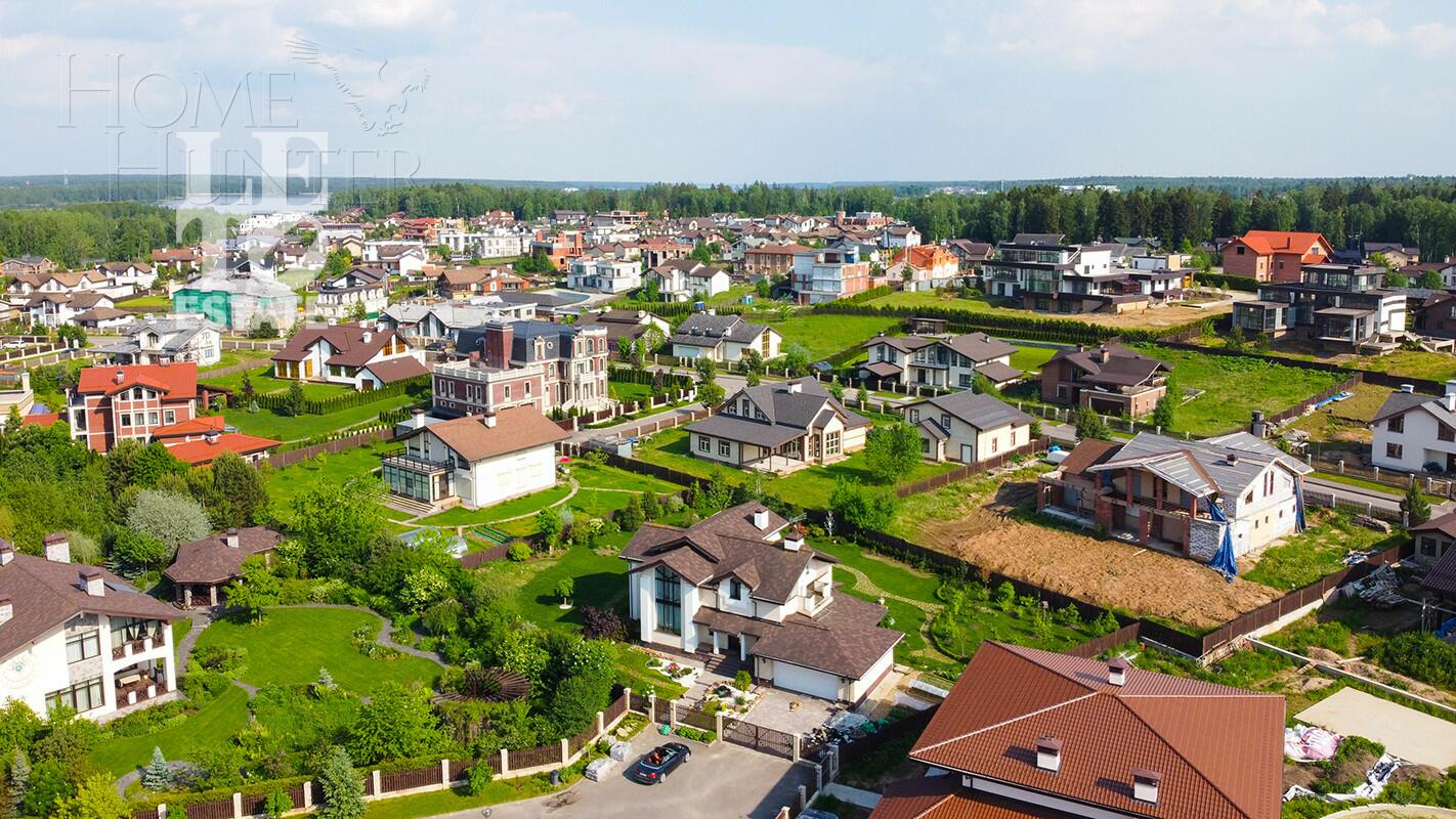 2-этажный коттедж 284.9 м² с отделкой