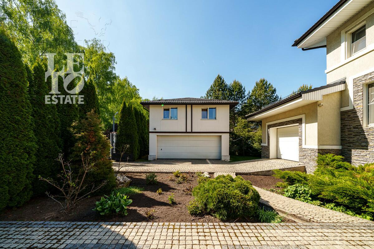 2-этажный коттедж 680 м² с отделкой