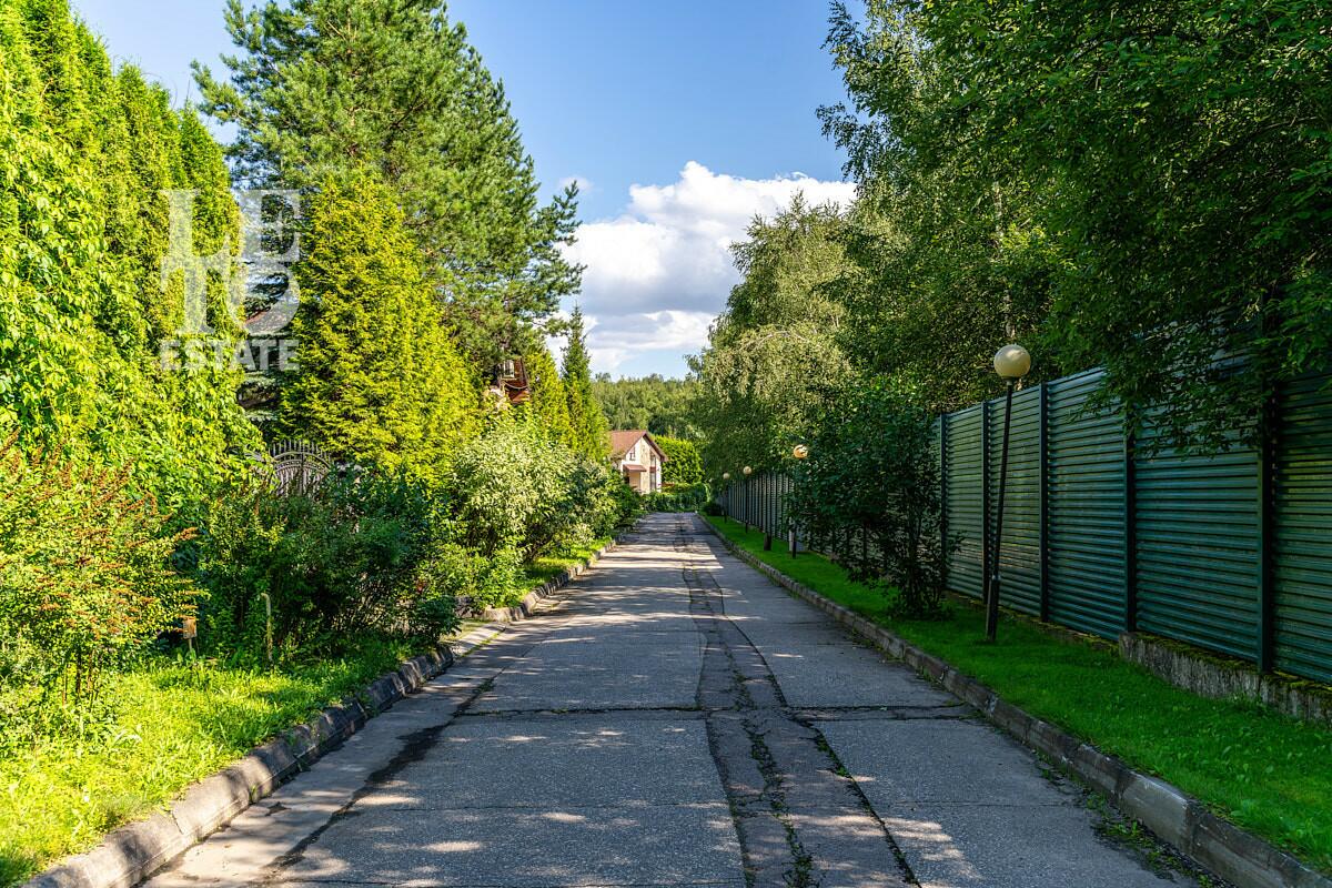 2-этажный коттедж 700 м² с отделкой